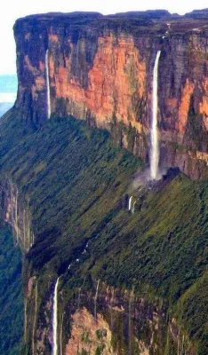 Monte Roraima Şelaleleri: Gizemli Bir Dünyanın Kapısı!