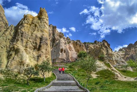 Göreme Açık Hava Müzesi'ni Keşfedin: Tarihin ve Doğal Güzelliğin Harika Bir Buluşması!