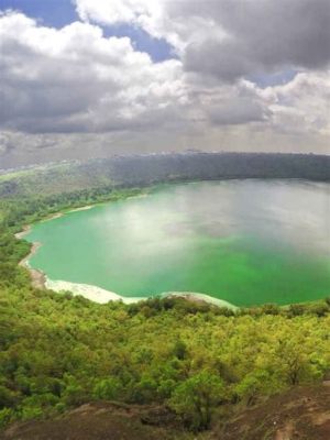 Lonar Gölü: Ay Kazarından Düşen Bir Meteorun Gizemi!