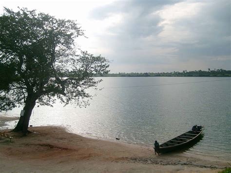  Oguta Lake, Gizli Cennetin Kalbinde Bir Mercan!