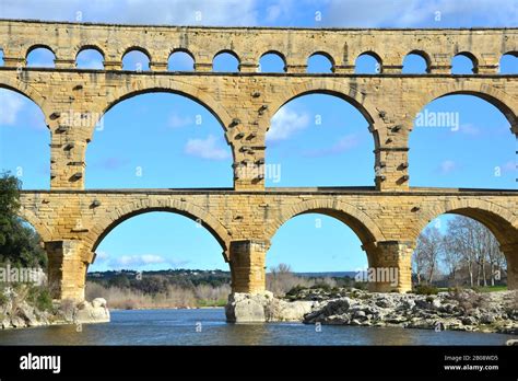 Pont du Gard, Antik Bir Roma Köprüsü ve Mimarlık Şaheseri!