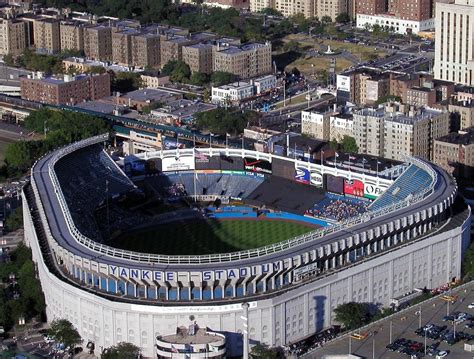 Yankee Stadium Tarihi Bir Spor Mekanı ve Bronx'un Simgesi!